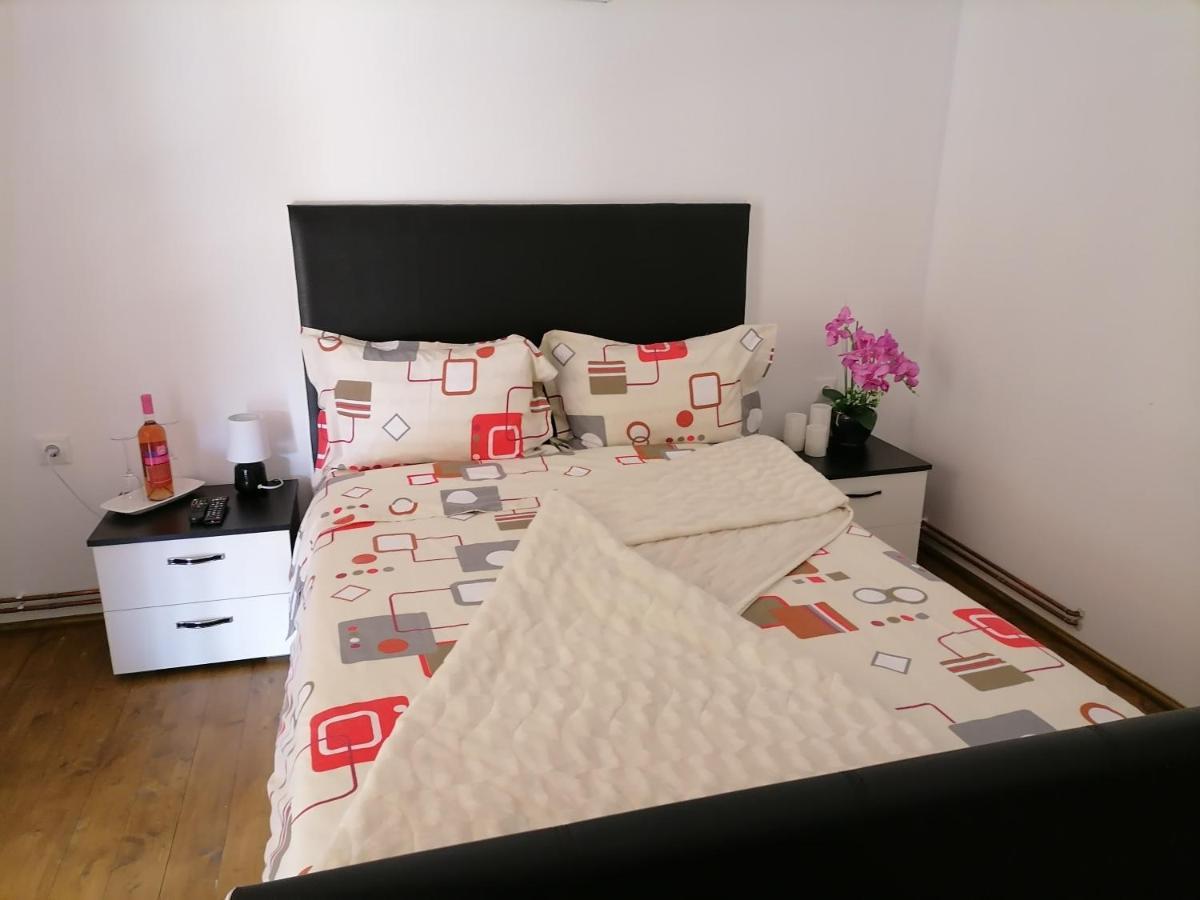 Pensiunea Izabel Lacu Rosu Buitenkant foto